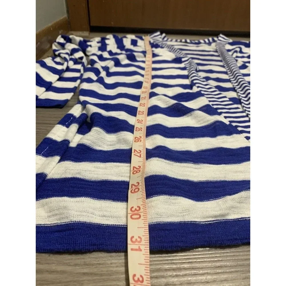 Torrid Women's Size 2 Long Sleeve Open Front Blue White Striped Cardigan
